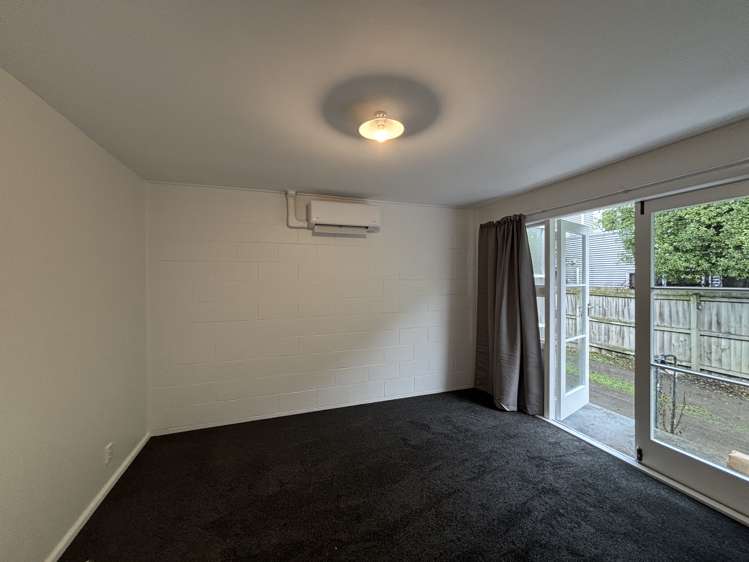 3/447 Hereford Street Linwood_1