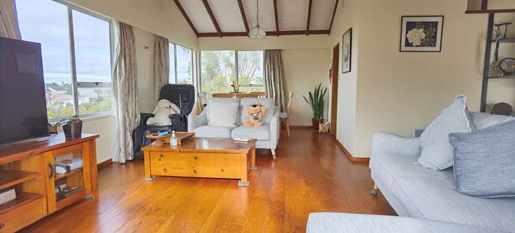 67 Ravenwood Drive Forrest Hill_17