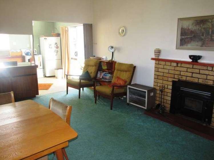 69 Main Street Reefton_6