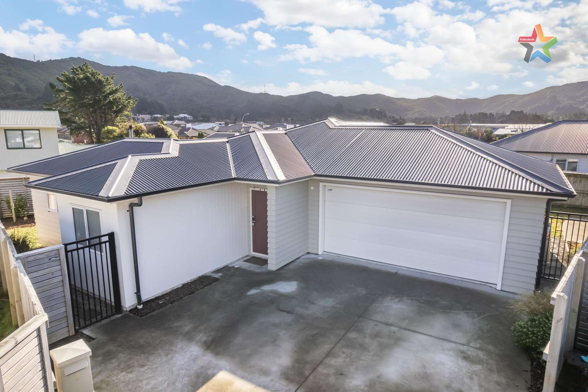 7 Brian Hughes Road Wainuiomata_0