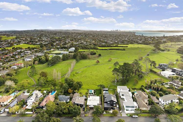 272 Riddell Road Glendowie_32