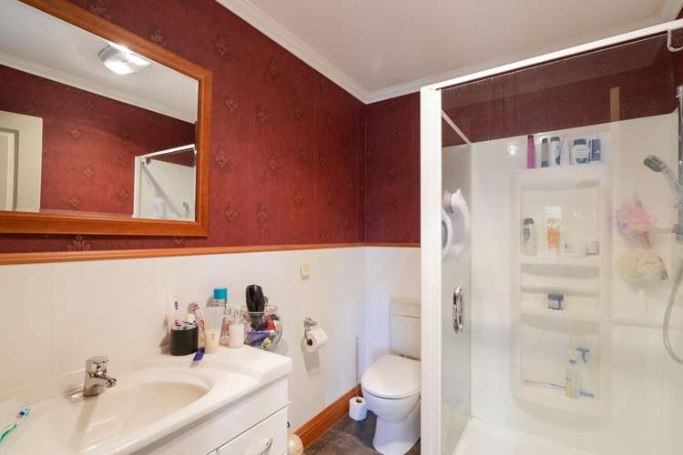 44 Short Road West Plains_11