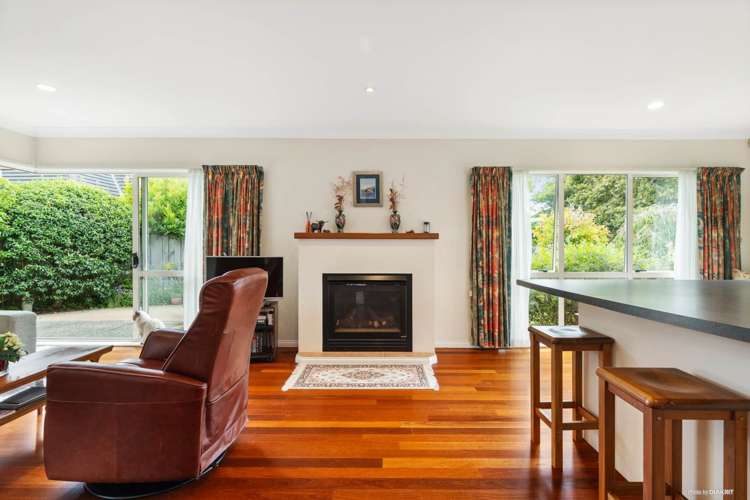 5 Idris Court The Gardens_9