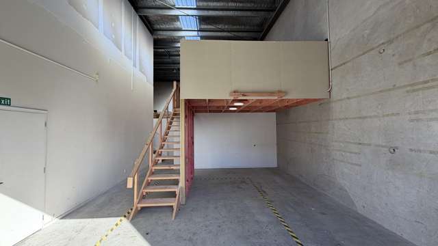 C/32 William Pickering Drive Albany_2