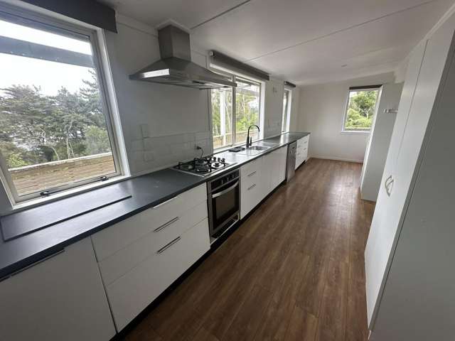 D/140 Attwood Road Paremoremo_4