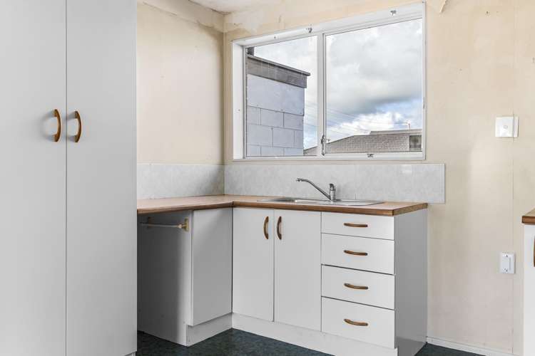 2/50 Paynters Avenue Strandon_7