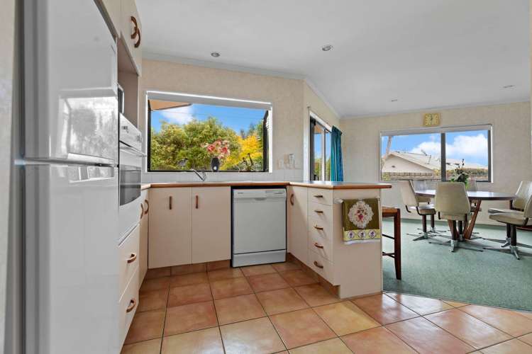 72 Dalton Drive Papamoa_11