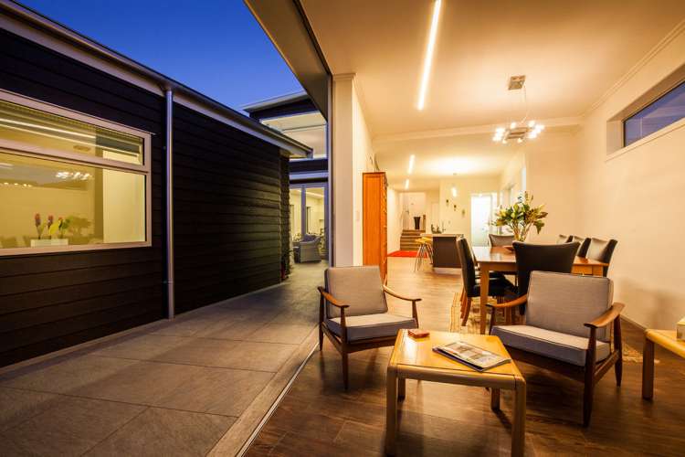 43 Gilbert Street New Plymouth Central_2