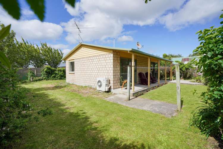 131-131A Lorn Street Glengarry_3