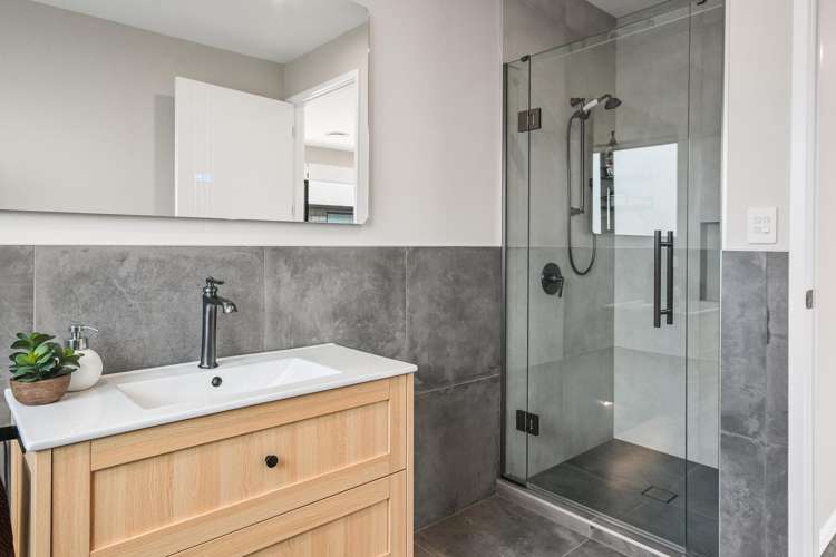 11 Manatika Road Paerata_16
