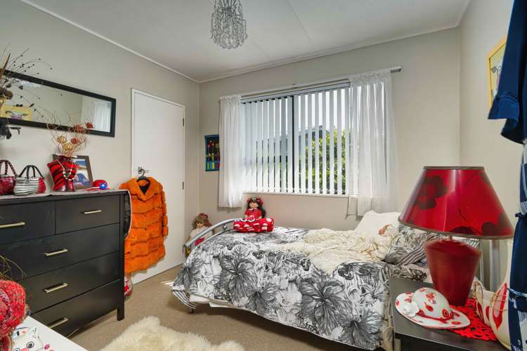 2 Fleetwood Crescent Flaxmere_12