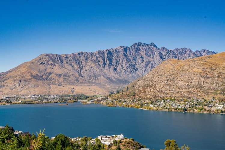 140 Goldfield Heights_1