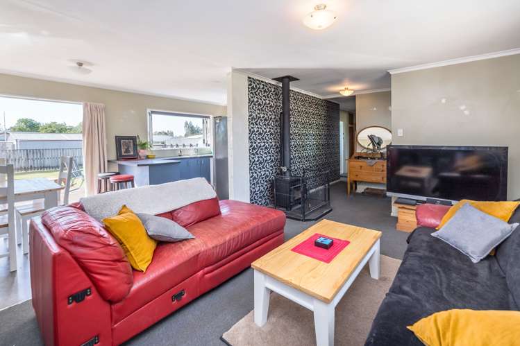 61 Lincoln Road Carterton_10