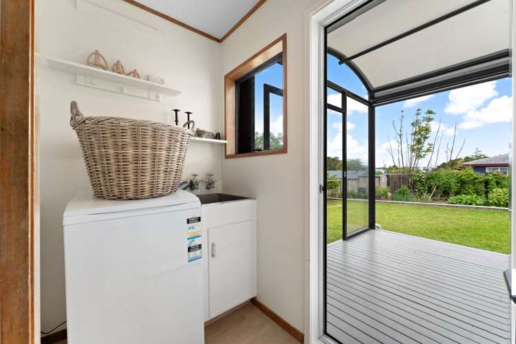 35 Fitzherbert Avenue West Harbour_12