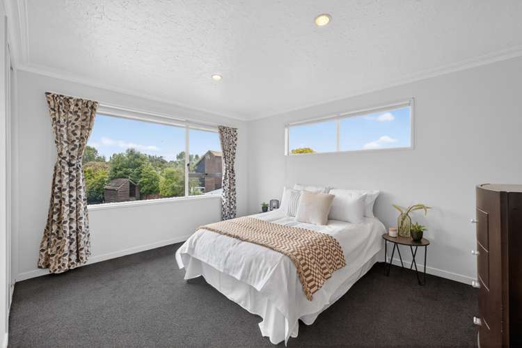 26 Yellowstone Crescent Burwood_12