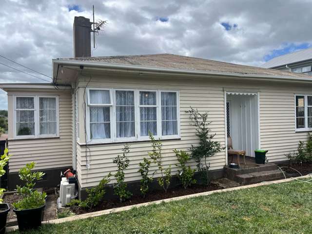 STILL BEING RENOVATED 3 BEDROOM FULLY FENCED B...