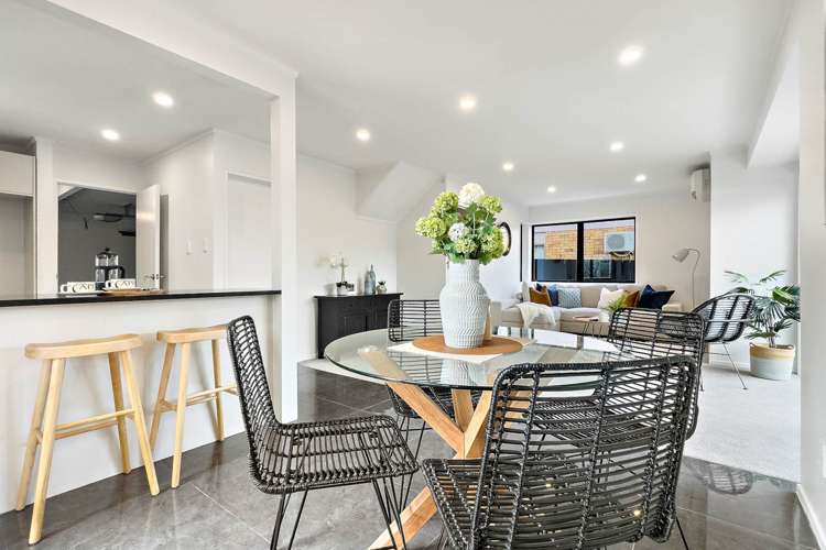 6 Springwood Place Mount Eden_24