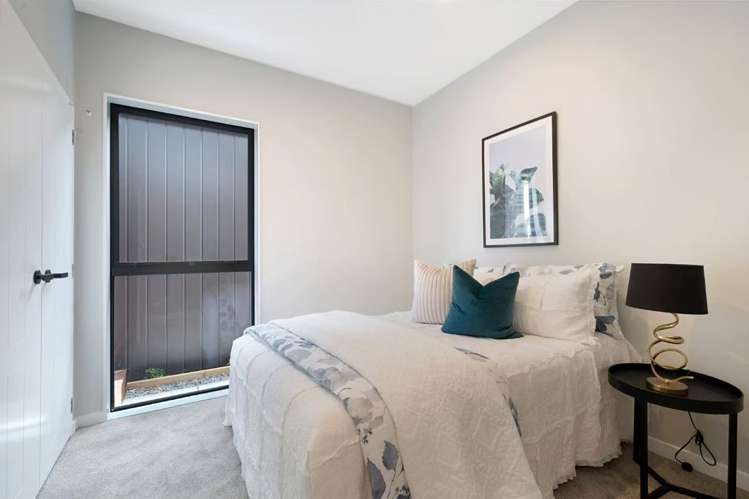 22 Paretao Street Massey_10