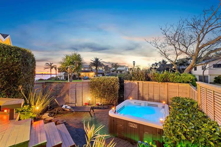 1 Gleneagles Grove Wattle Downs_7