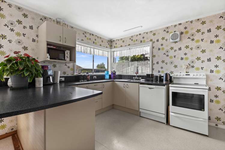 54 Wycliffe Street Onekawa_15