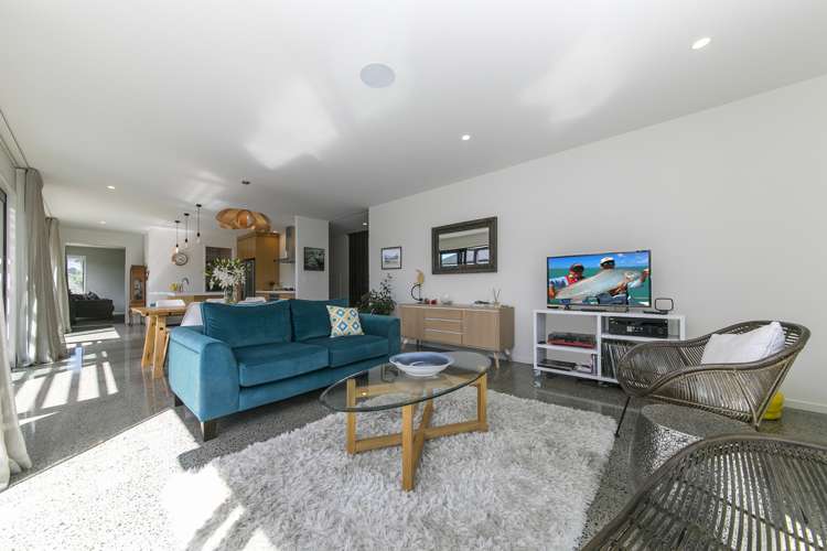 65 Pohutukawa Parade Riverhead_5