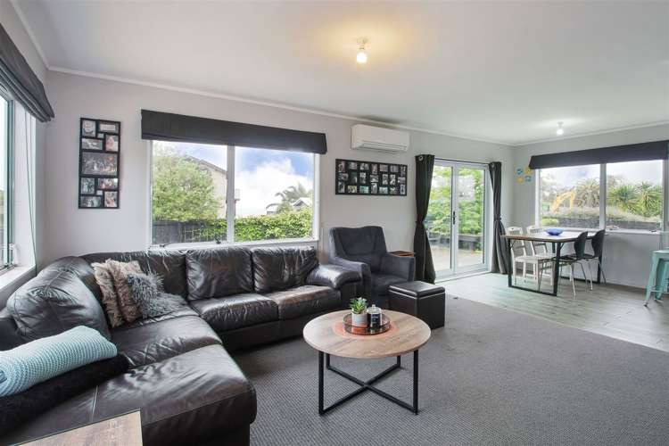 25 Crispe Road Clarks Beach_5