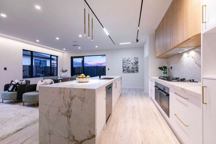 10 Tipu Crescent Wainui_5