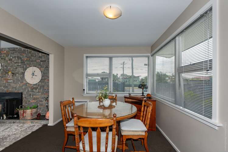 10 Lenton Street Aranui_11