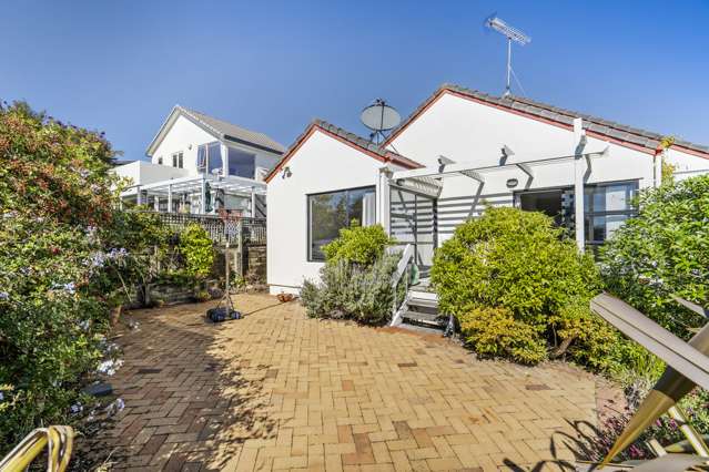 1/1039 Beach Road Torbay_3