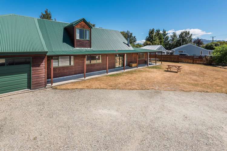 2 Frye Crescent Albert Town_4