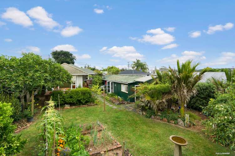 10 Ward Crescent Te Atatu Peninsula_9