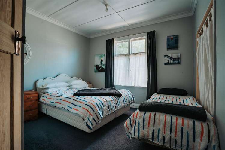 14 Moana Street Kaka Point_21