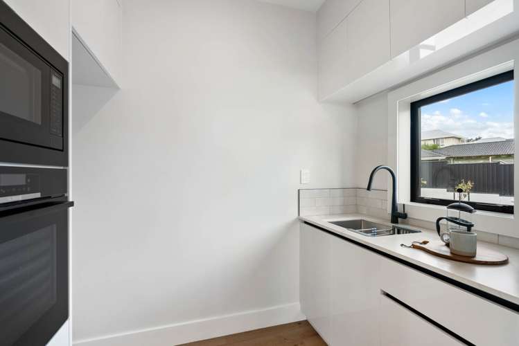 3/2 Valonia Street Mt Roskill_19