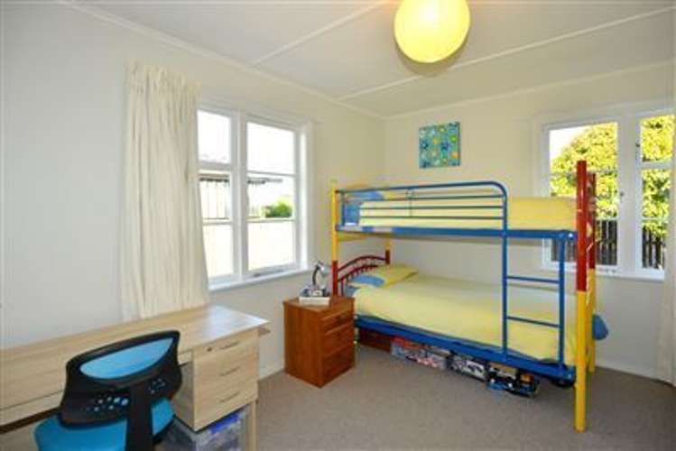 30 Pitcairn Crescent Bryndwr_7