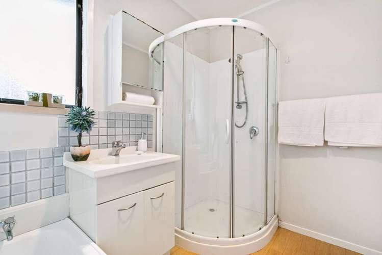 2 Duckworth Road Papakura_13