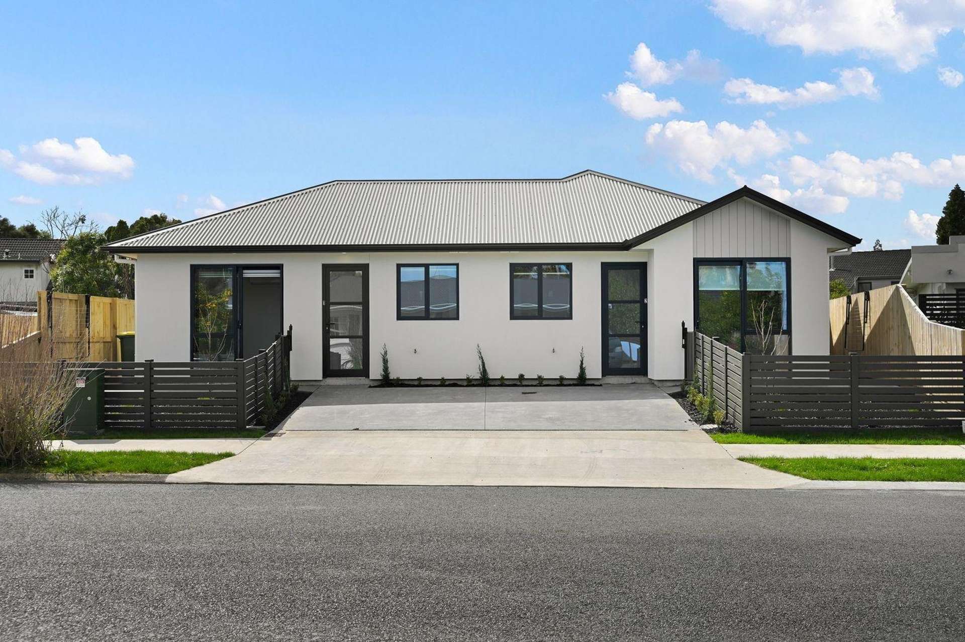 2/26 Bernard Street 1054_0