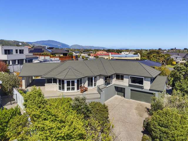 Beautifully Positioned - Exceptional Family Living