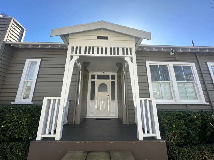 2 Highwic Avenue Epsom_26