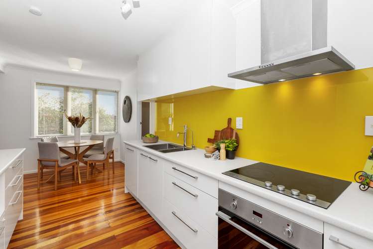 1/31 Sylvan Crescent Te Atatu South_8