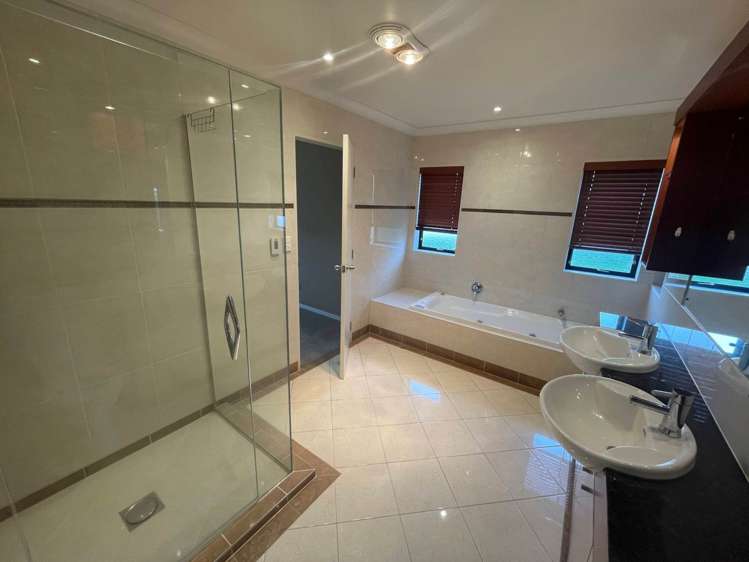 124 John Brooke Crescent East Tamaki Heights_21