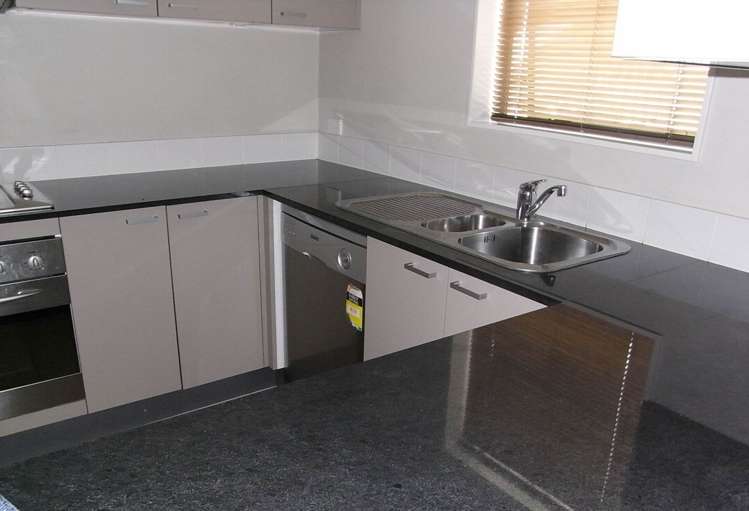 1j/28 Morning Star Place Mount Albert_6