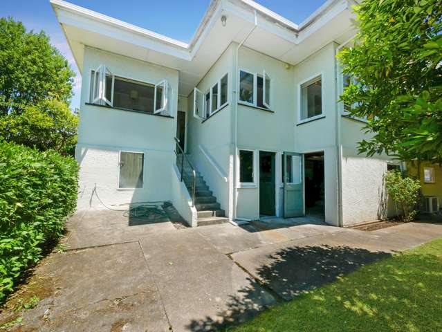 Elevated Living on Napier Hill