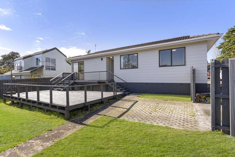 4 Edwin Freeman Place Ranui_8