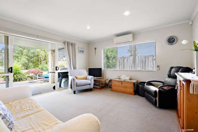 3 Pine Harbour Parade Beachlands_9