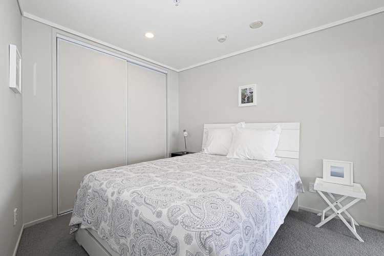 706/72 Devonport Road_19