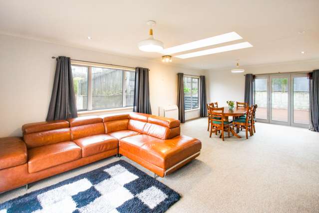 6 Lachlan Place Marchwiel_1