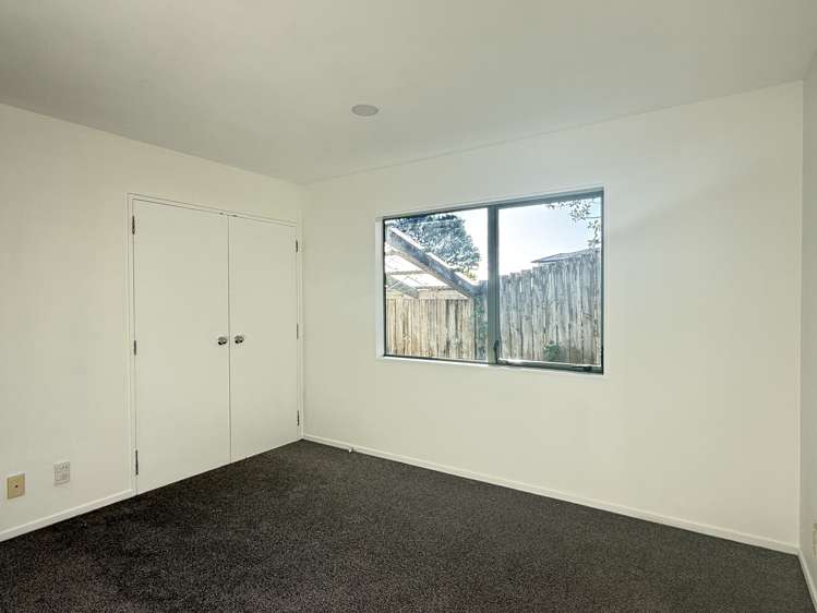 2/4 Stanley Rd Glenfield_11
