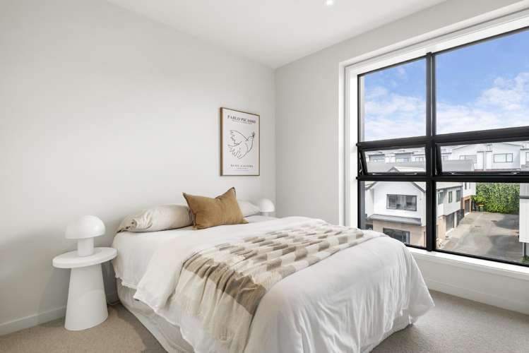 302/17 Pennant Street Long Bay_6