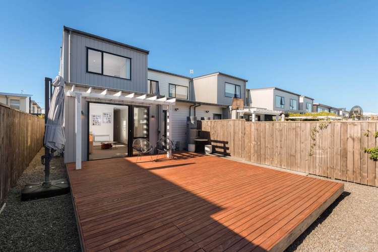 11 Ian Morrison Road Hobsonville_7