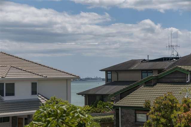 7 Cooneys Drive Matua_3